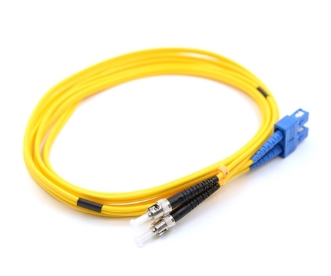 3.0mm Fiber Optic Patchcord với OFNP Cable UPC / APC đánh bóng chiều dài tùy chỉnh