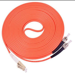 SM/OM1-OM5 Loại sợi LC-ST UPC/ APC Simplex/Duplex Fiber Optic Patch Cord cho mạng ≤0.3dB Loss Insertion