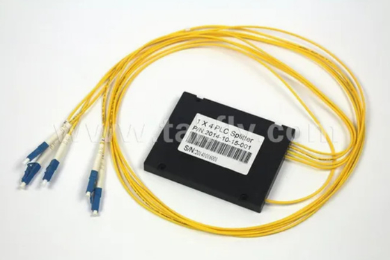 Compact Gpon Epon 1X4 SC APC ABS FTTX Fiber Optic PLC Splitter Với độ khoan dung nhiệt độ -40- 85C