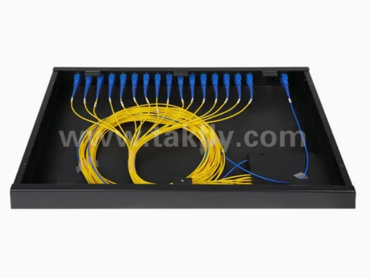 Gpon Epon 32 Port Rack Mount Fiber Optical Splitter Sc / APC Connector Độ tin cậy và ổn định cao