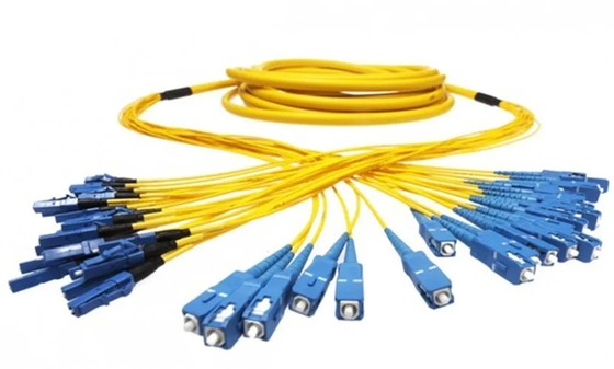 SC-LC Breakout LSZH Fiber Optic Patchcord 12 lõi