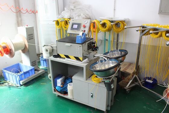 SC/APC-SC/APC Simplex Patch Cord với Loss Insertion thấp Loss phản xạ cao và chiều dài tùy chỉnh