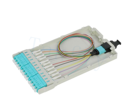 1U / 2U / 4U High Density MPO Cassette Patch Panel Rack-Mount, Easy-Plug MPO đến LC Cassette Module, Adapter LC được tải sẵn cho Trung tâm dữ liệu & Ứng dụng SAN / LAN