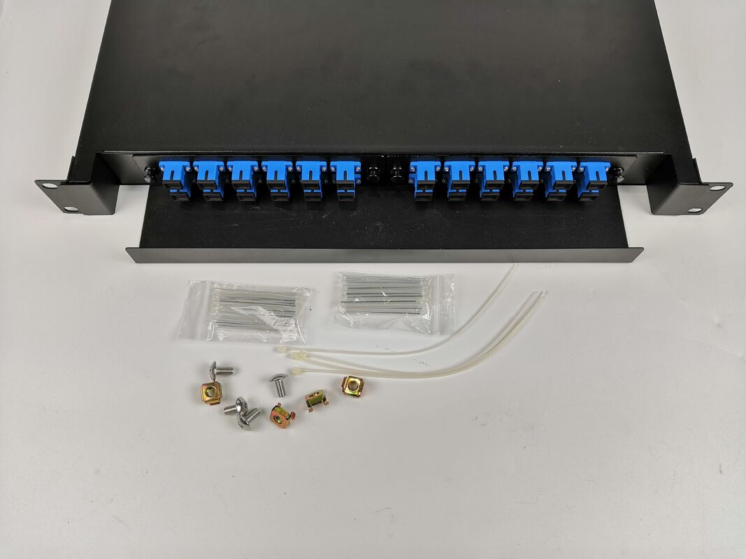 Khung phân phối cáp quang 19 inch gắn trên rack 24 lõi có thể trượt với quản lý cáp đơn giản
